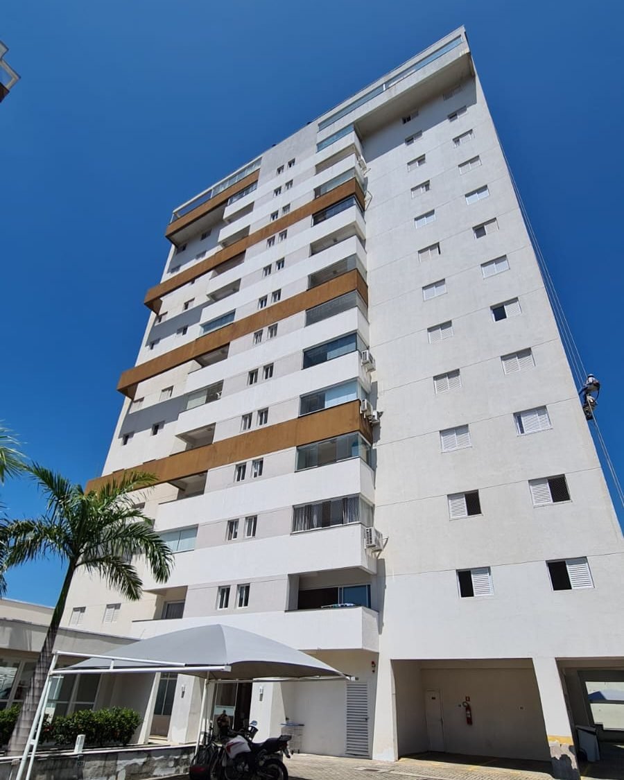 Fachada de edifício restaurada pela Império Texturas